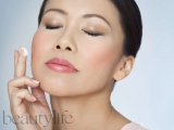Trị mụn tận gốc với sản phẩm đặc trị mụn
